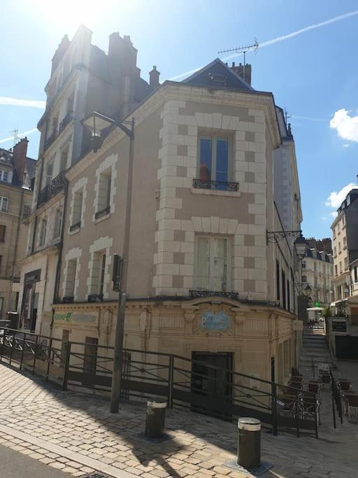 Appartement Chant Du Voyage Hypercentre à Blois Extérieur photo